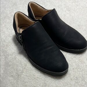 Life Stride booties Size 7.5 Like new, black